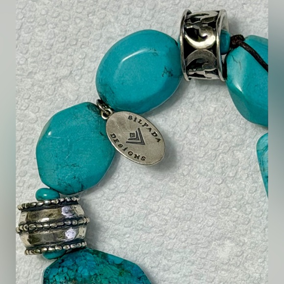 B2162 Retired Silpada Turquoise, Sterling Silver, Magnasite Stretch bracelet - Picture 5 of 7